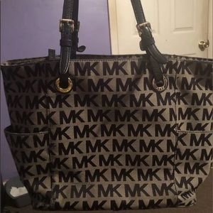 Michael Kors Black/Tan bag